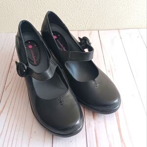 Underfoot| Black Leather Mary Jane Wedge Heel Sz 9 Comfort Minimal Professional